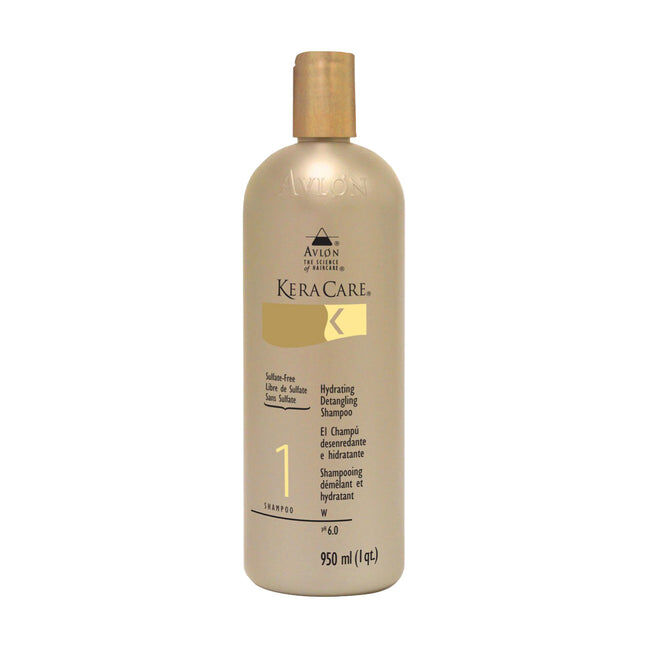 L'Hydrating Detangling Shampoo de Keracare facilite le démêlage tout en hydratant vos cheveux, il répare aussi les effets indésirables de votre fibre capillaire.